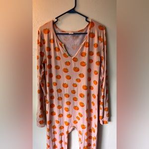 Adult onesie with peach print! So cute!